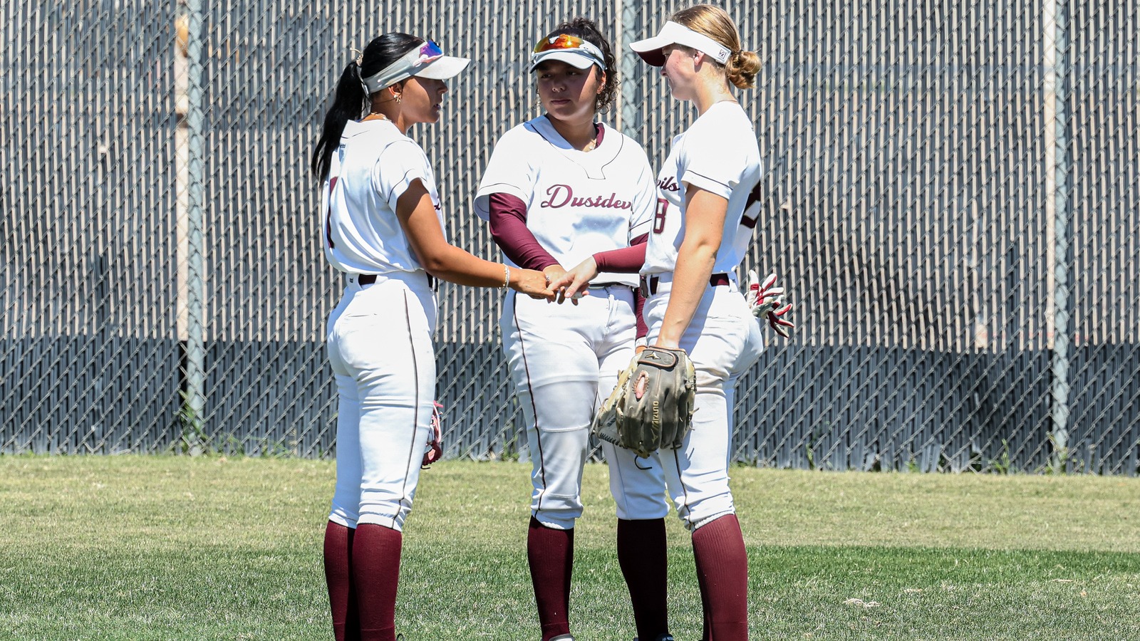Vinton, Espinoza, and Marriage meet in the outfield