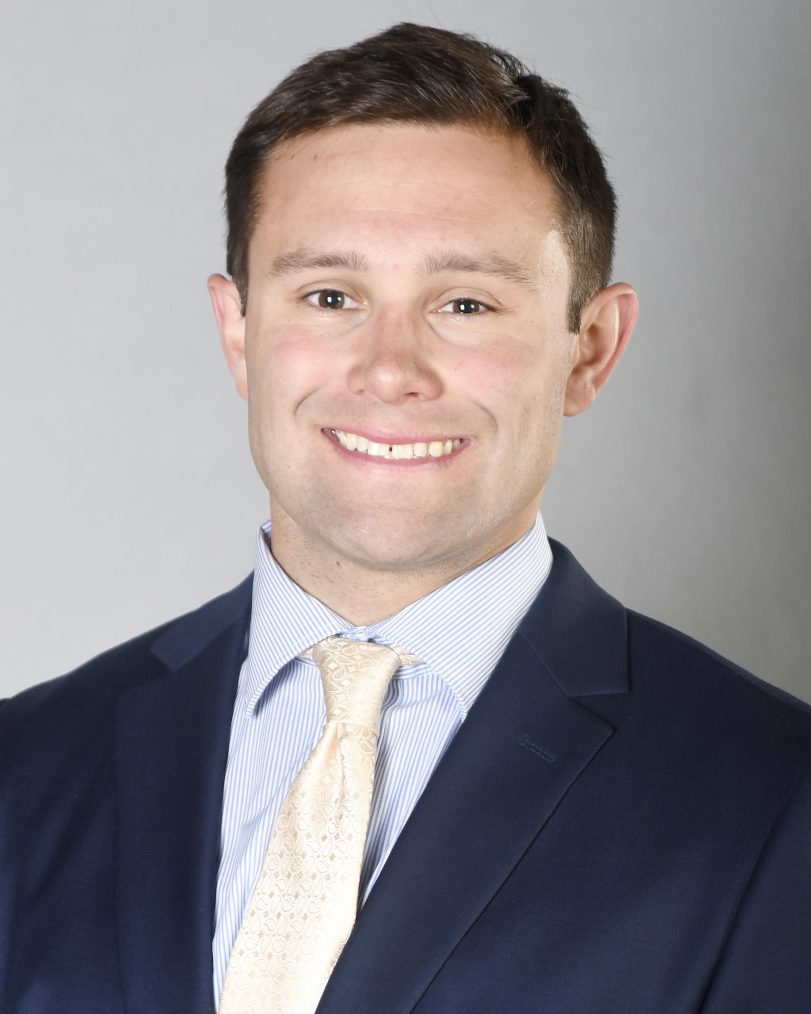 Pat Tracy Headshot