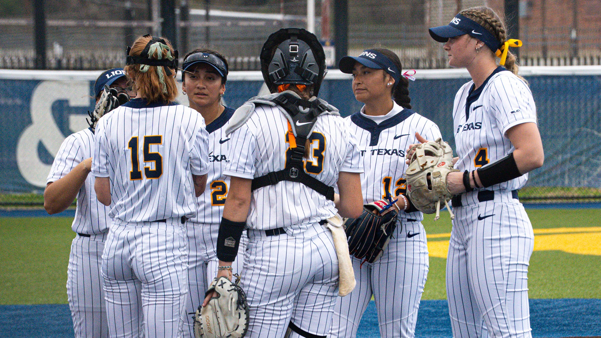 SBALL Huddle