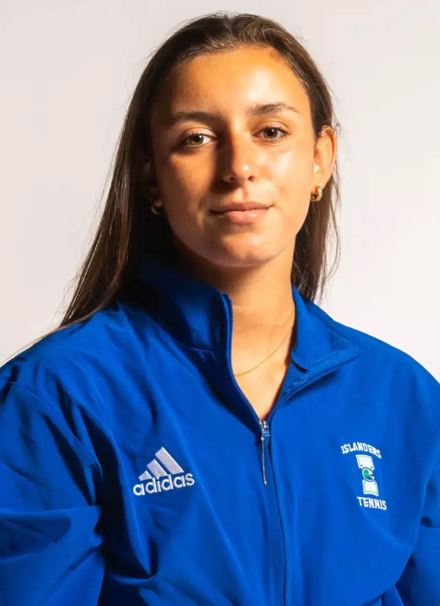 Emma Aucagne 2024 Headshot