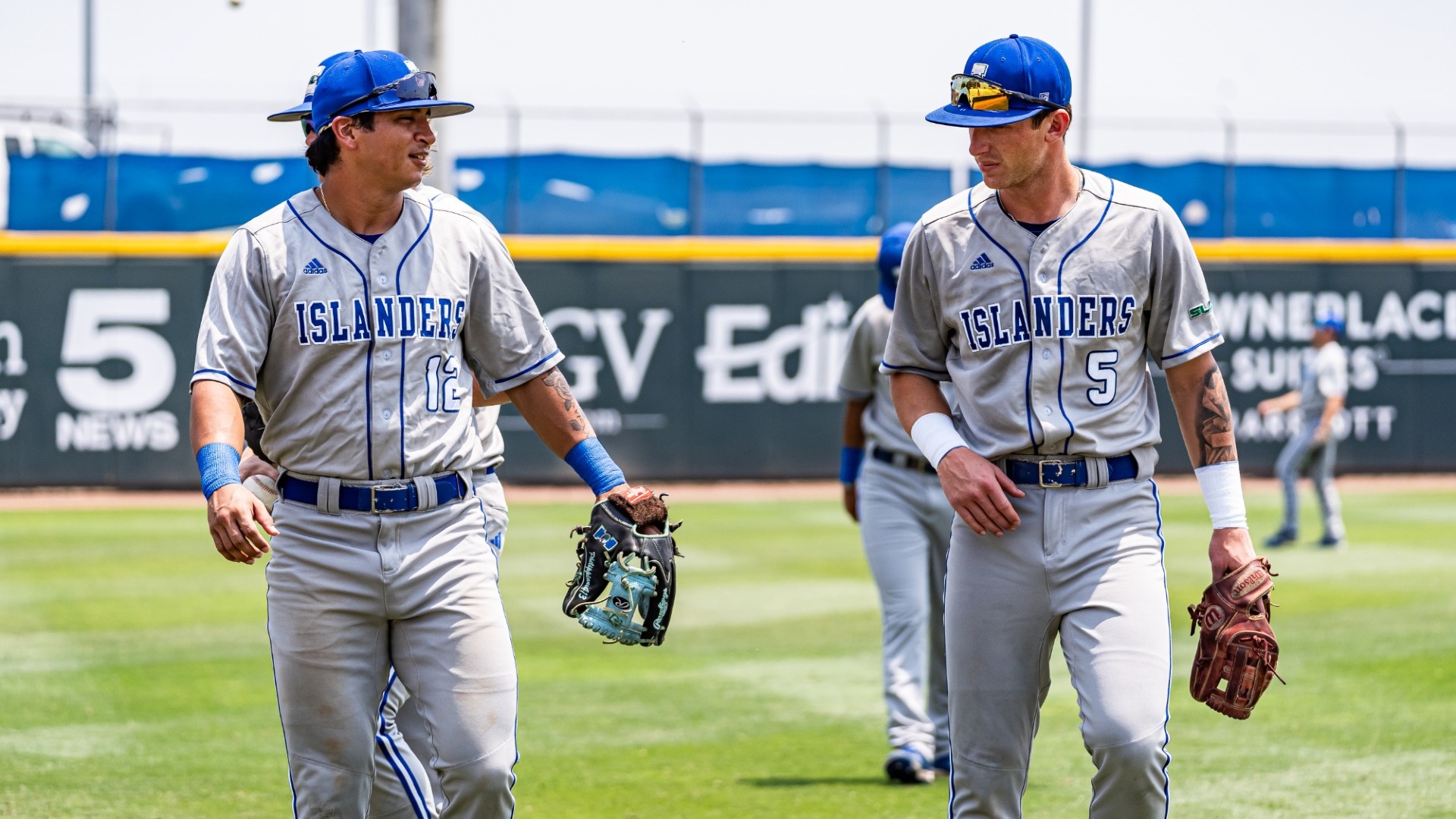 Cade Sanchez & Karson Krowka