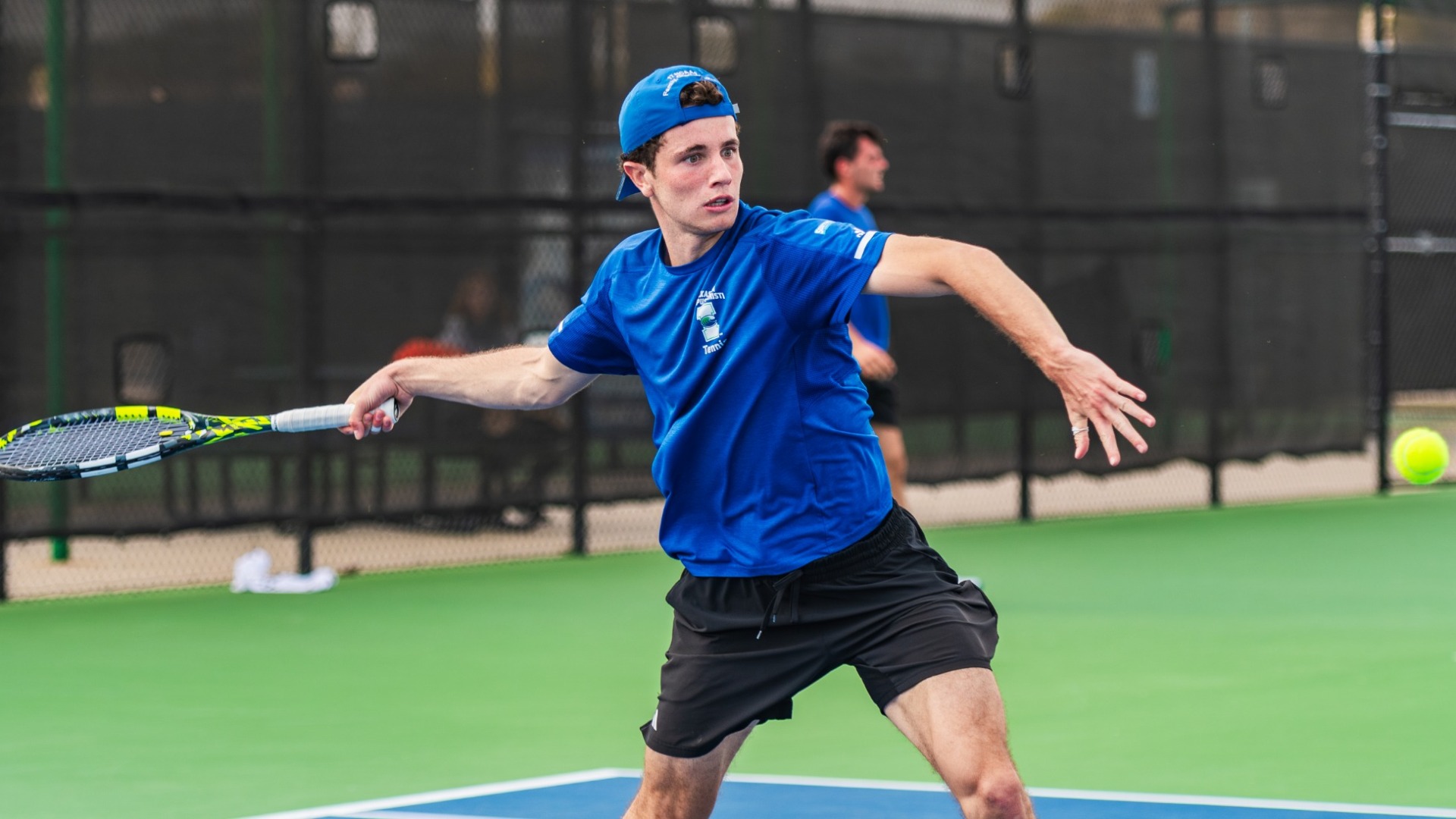 Nicholas Niox Chateau