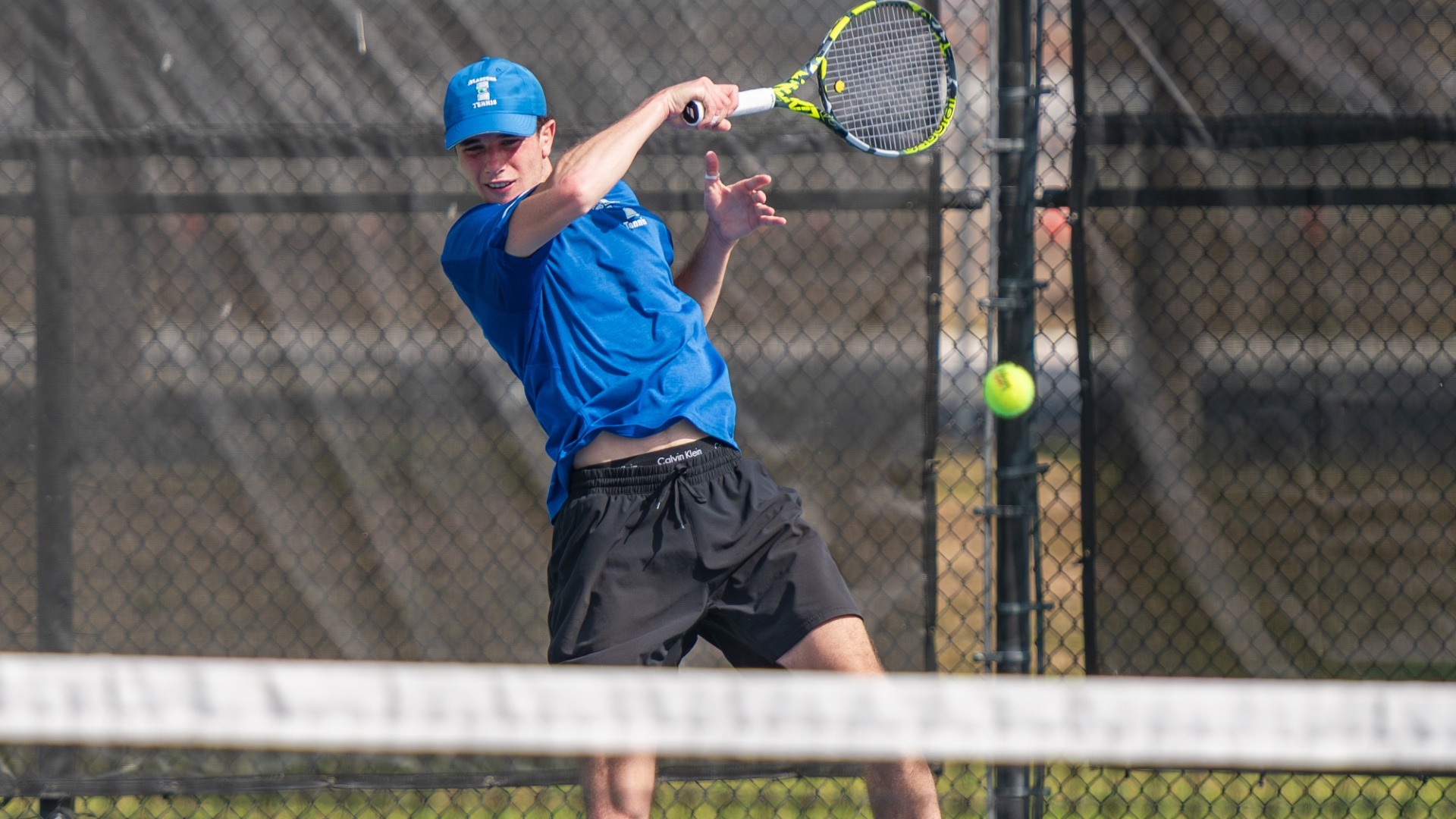 Nicholas Niox Chateau