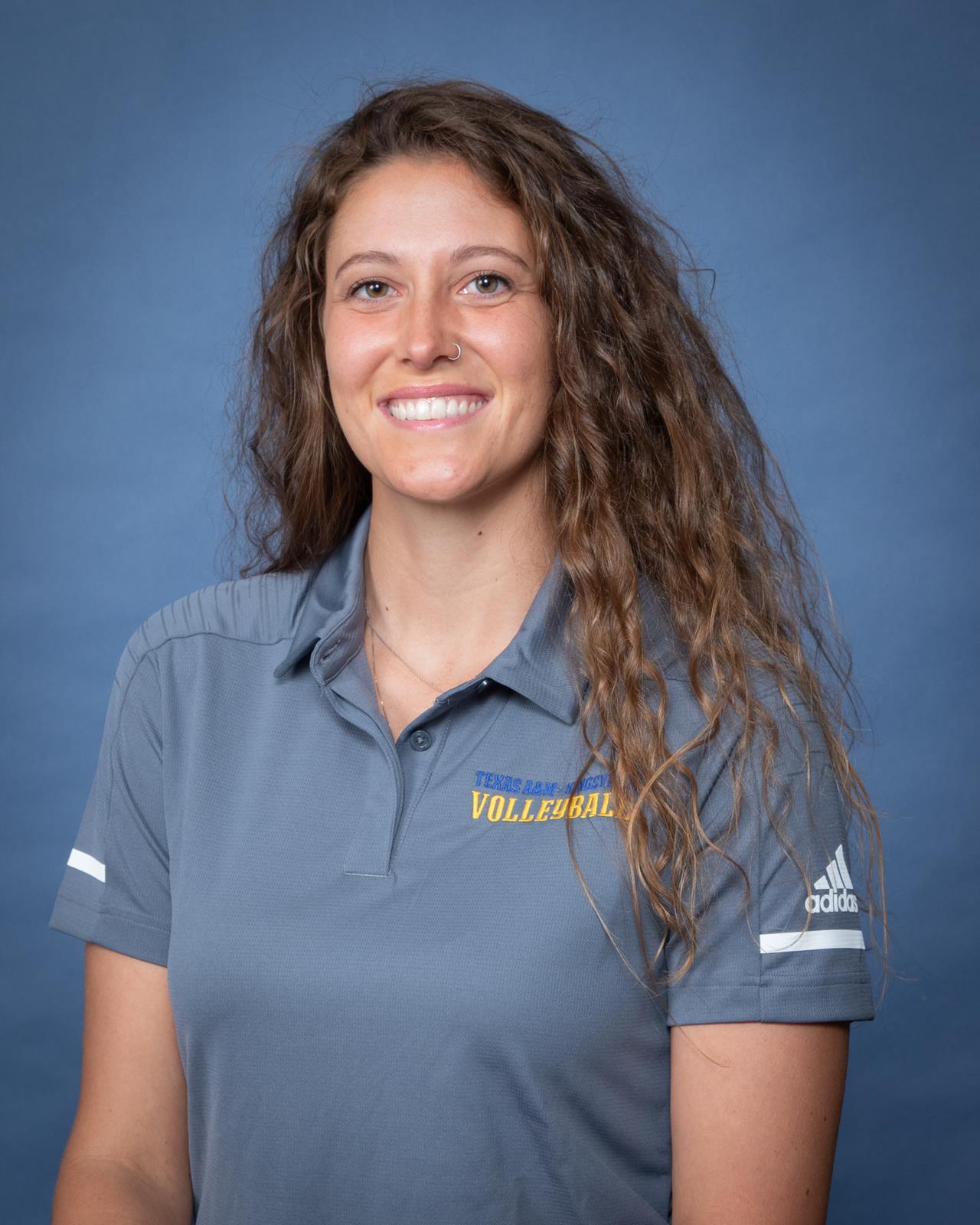 Madeline Sims Headshot