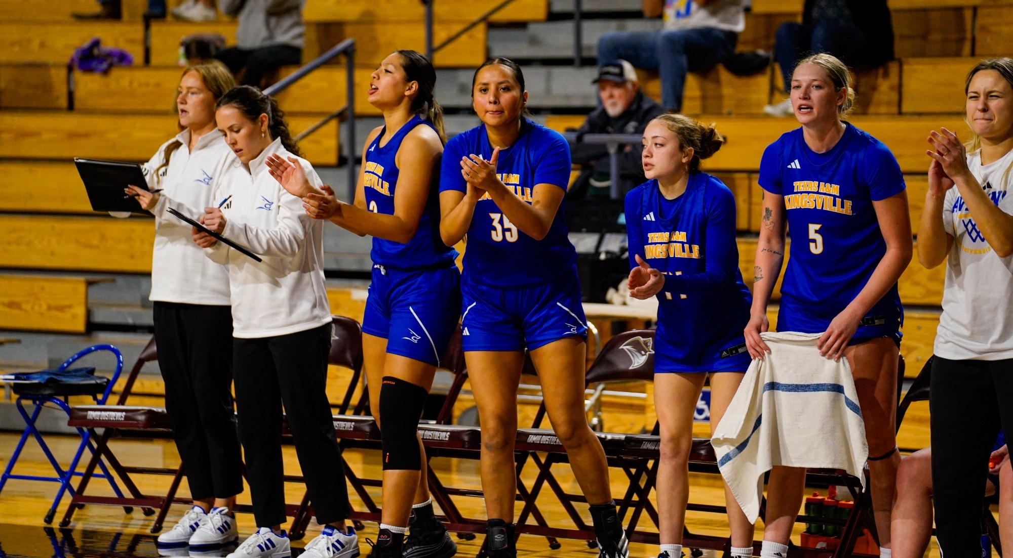 Team Bench Pic VS TAMIU 2