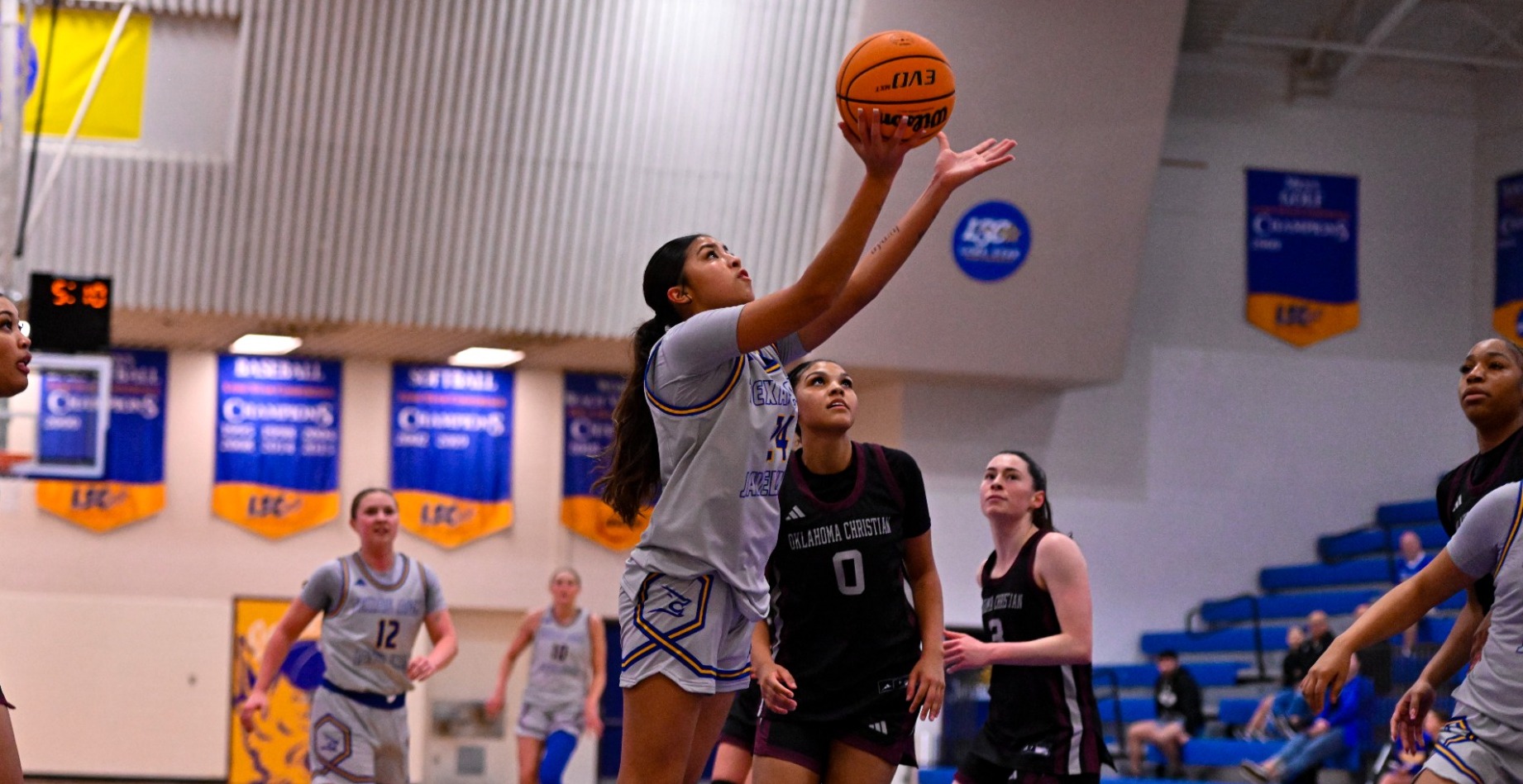 Jade Perez Layup VS OC