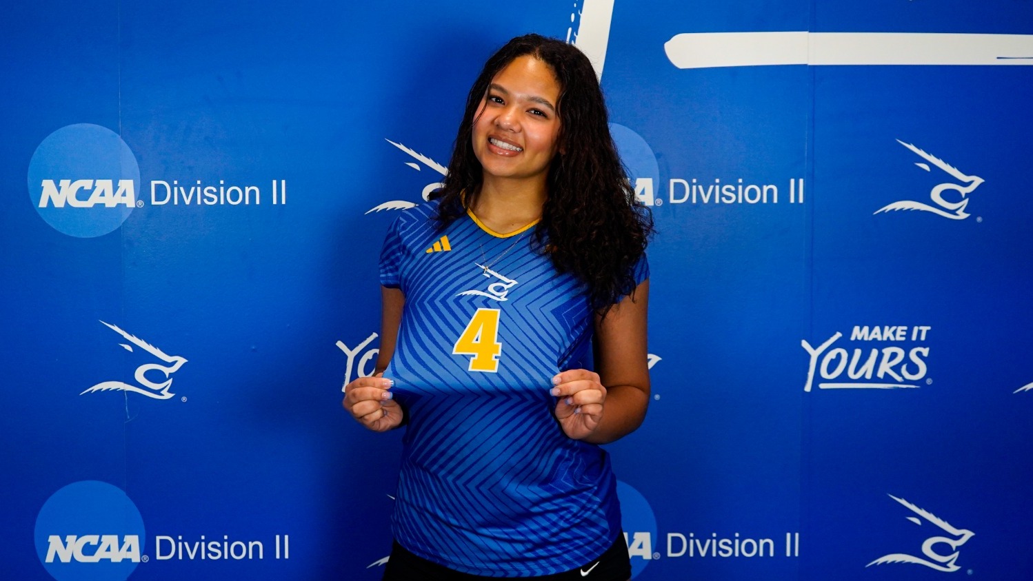 Alexiah Thompson Recruit Shoot Pic