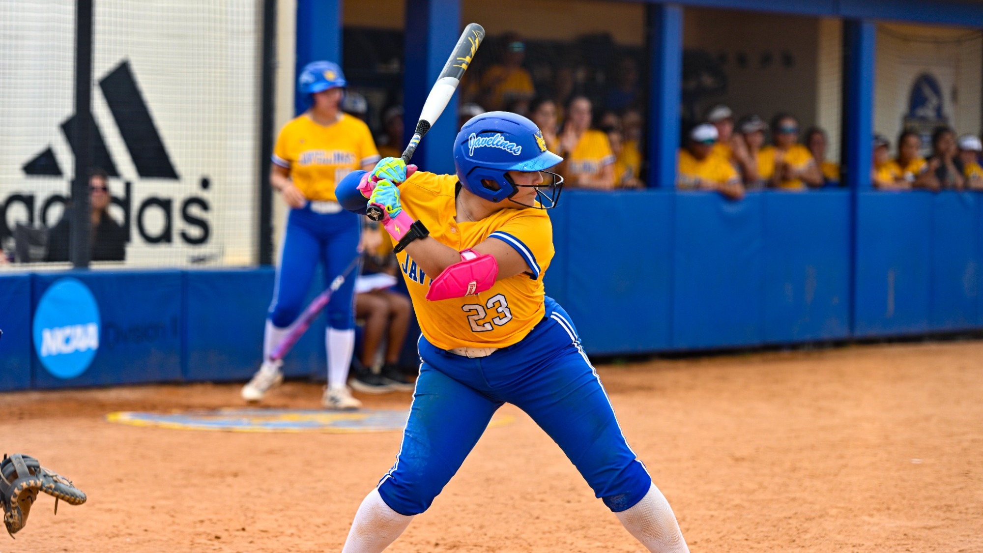 Alaunah Almaraz VS St. Mary's