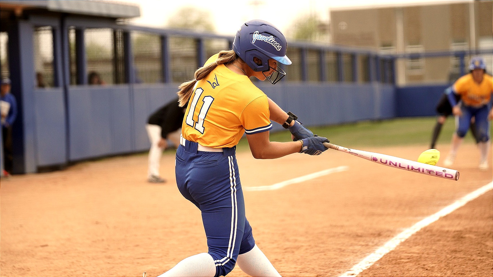 Ella Srubar swing VS OC