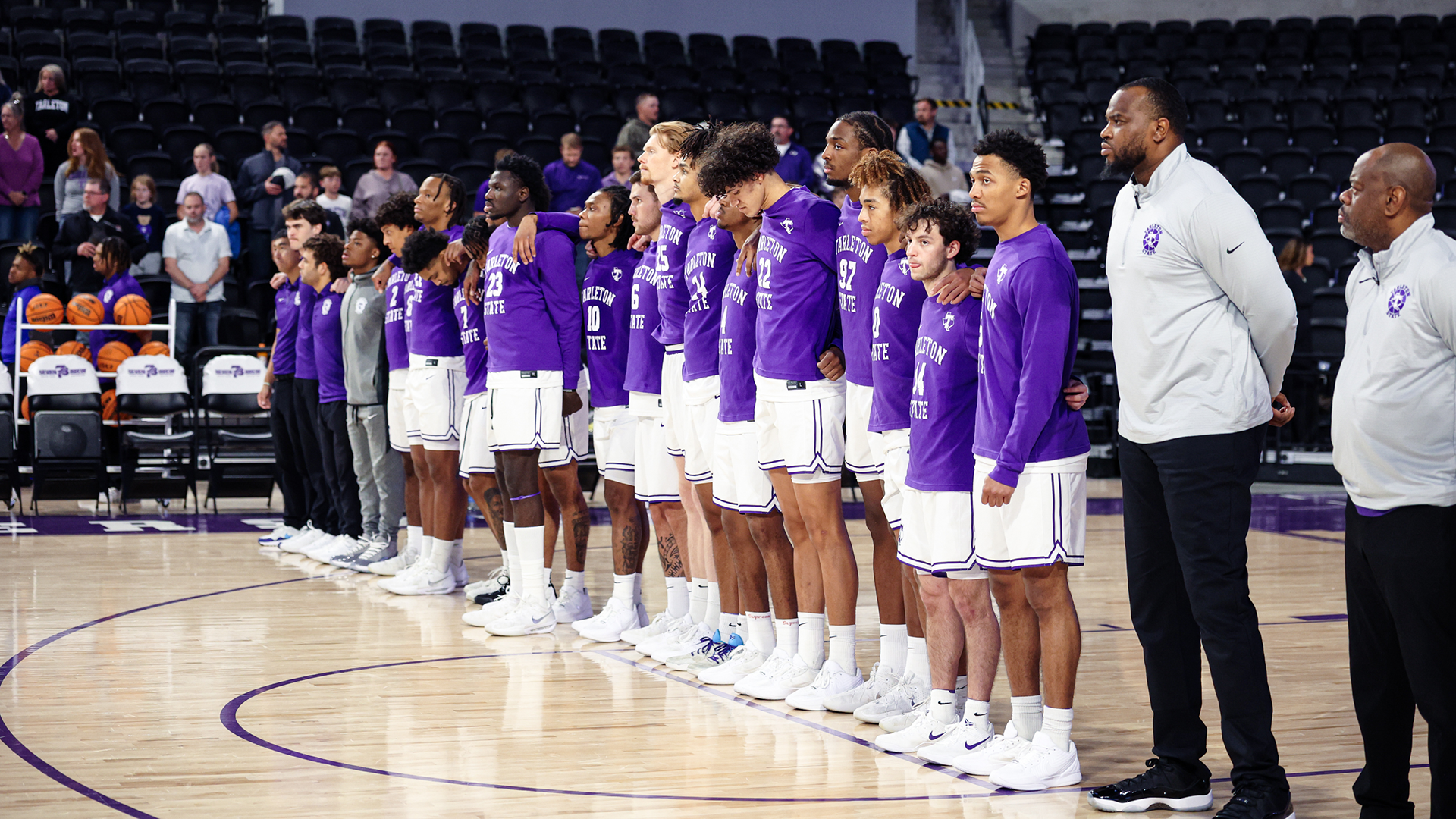 希少✨Christian Louboutin バスケットボール 23AW 展示会 DM_5_17_24_1492__53477.