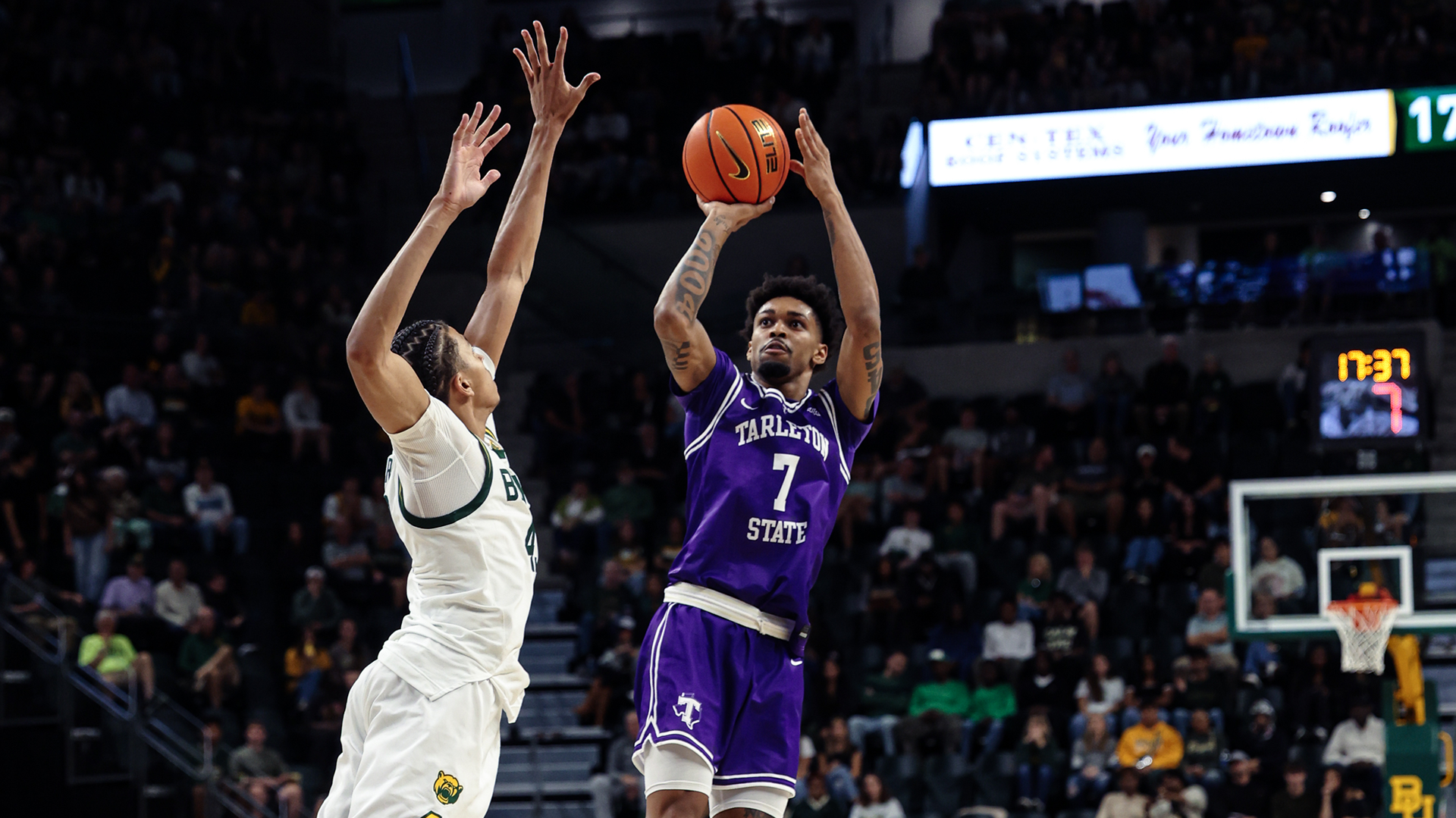 希少✨Christian Louboutin バスケットボール 23AW 展示会 Laettner