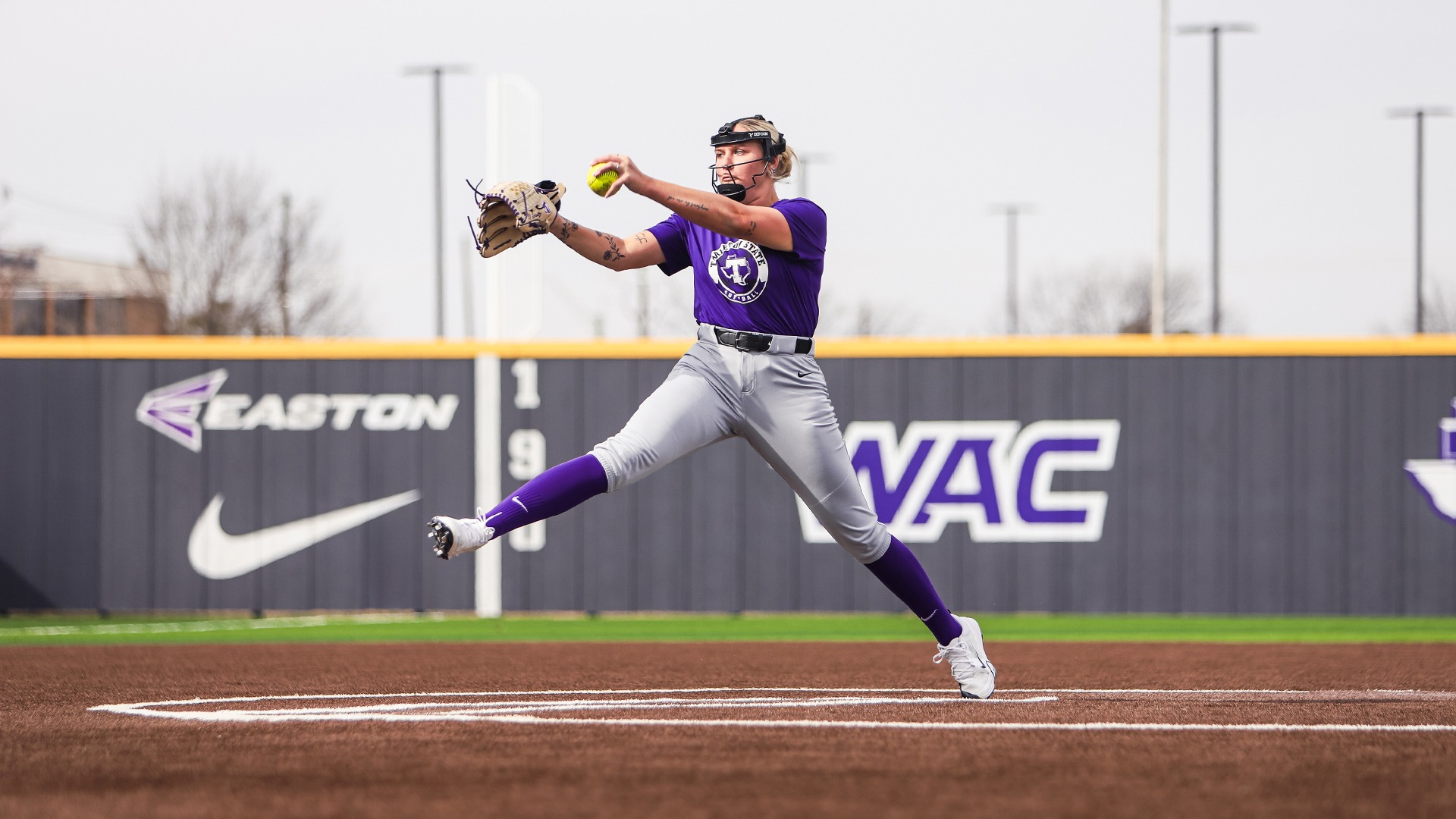 Shelby Schultz pitching during practice