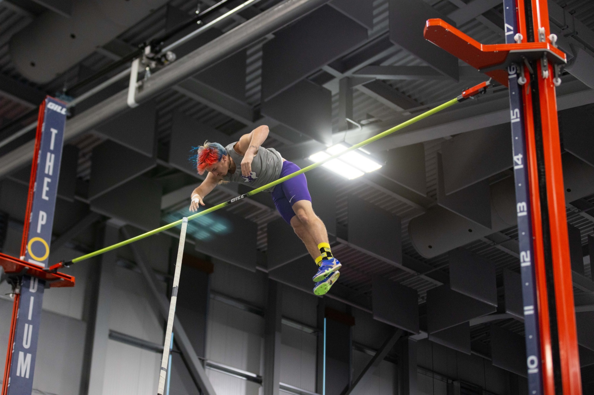 Jacob Thomas indoor pole vault