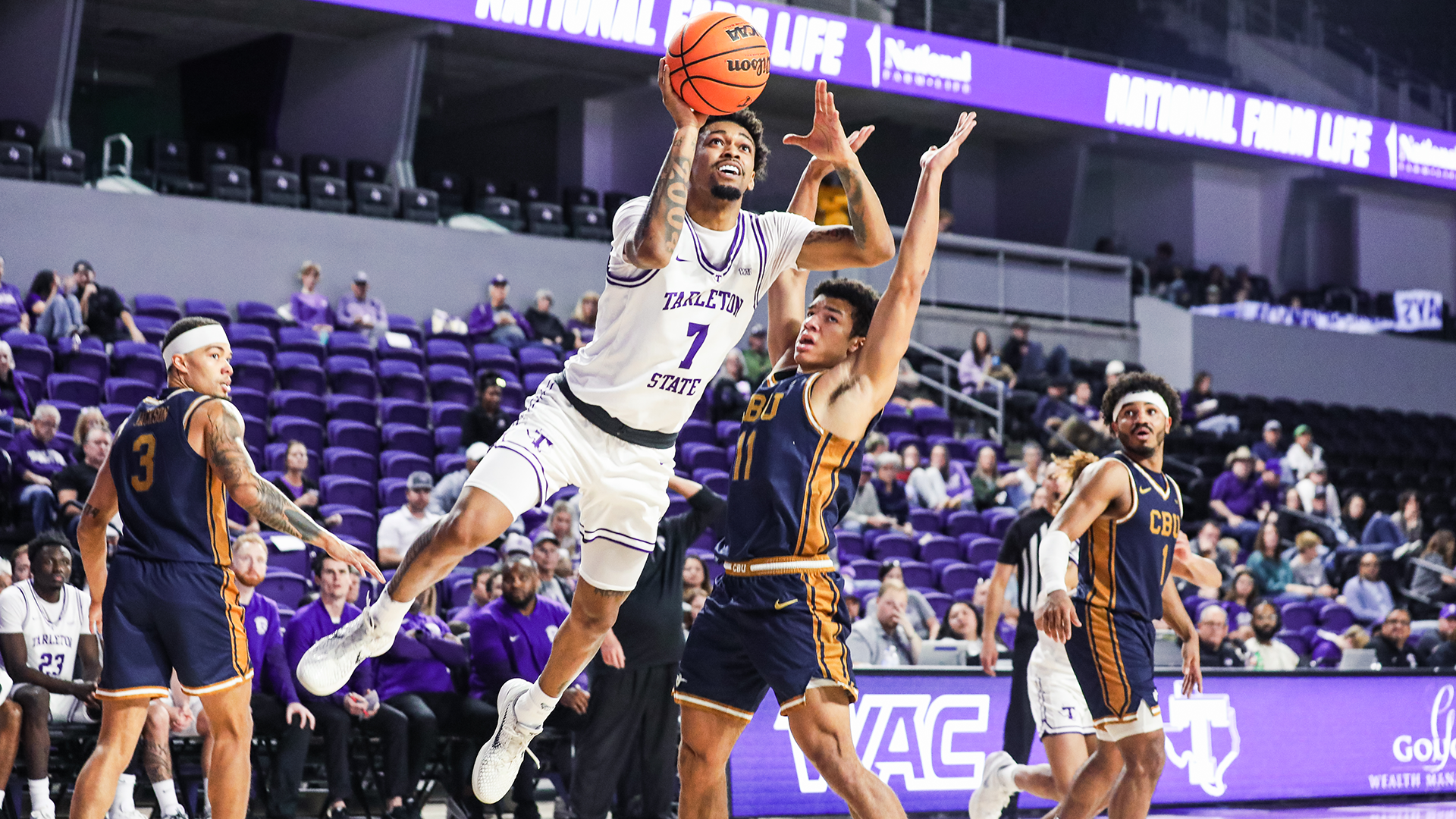 Dior Johnson layup vs. California Baptist