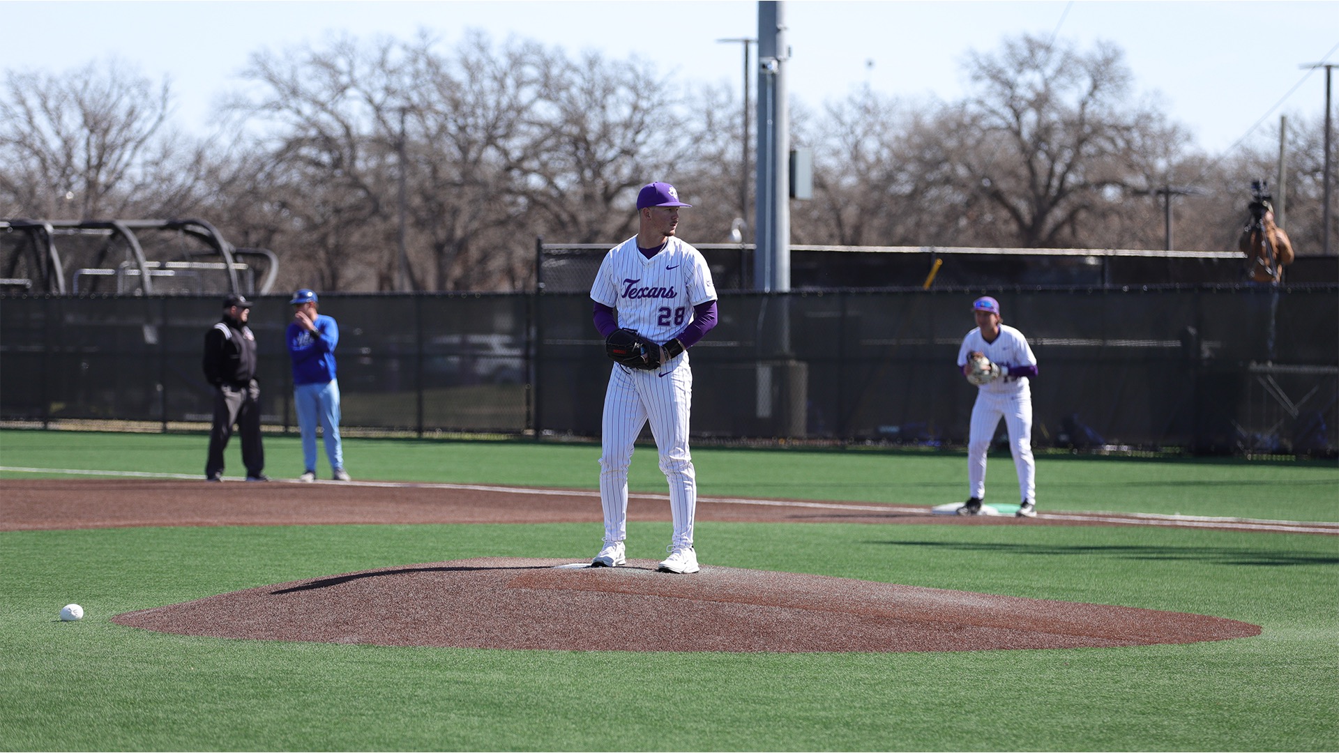 Cort Lowry pitches against South Dakota State on Feb. 22, 2026 at the Tarleton State Baseball Complex.