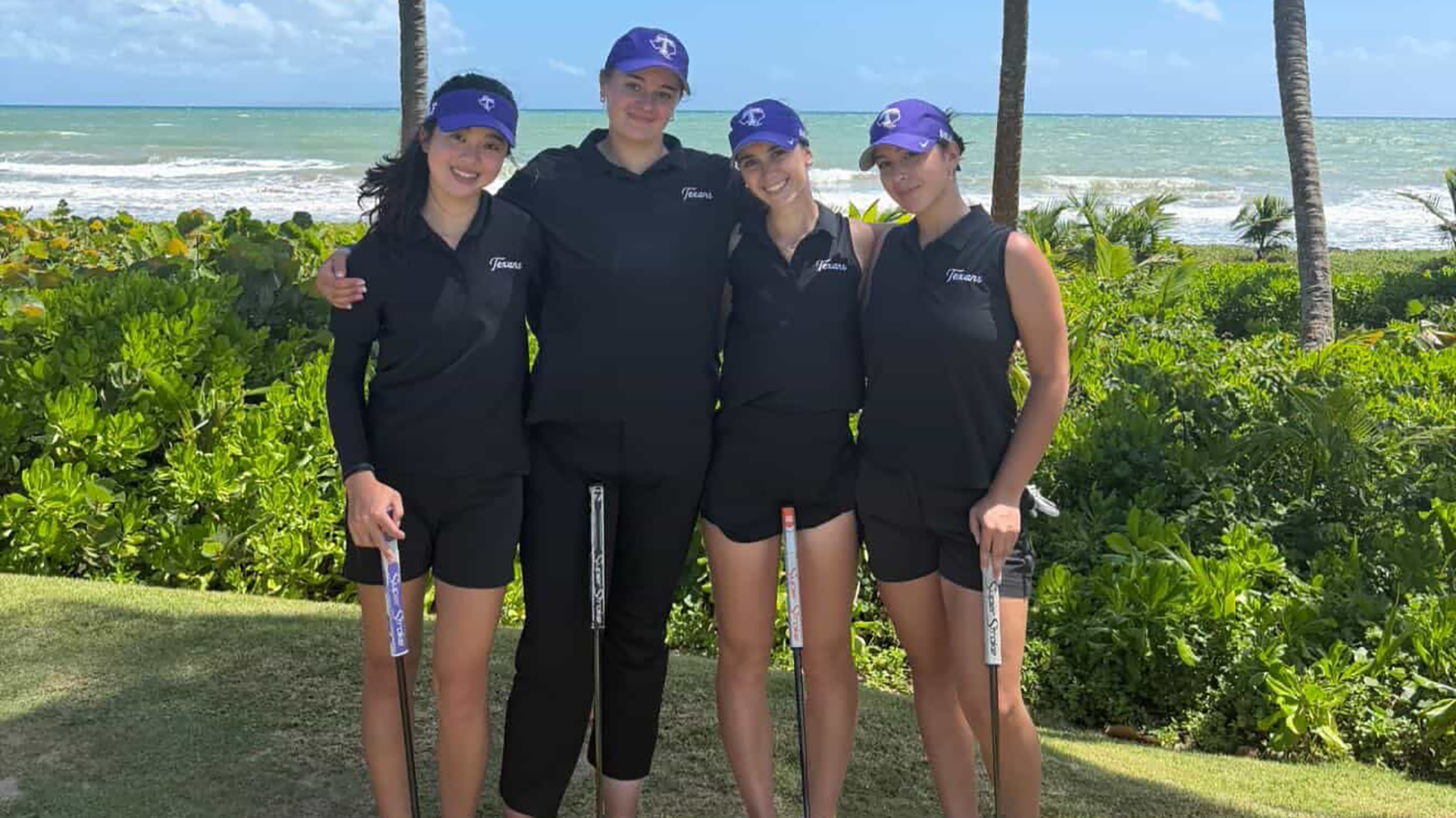 Tarleton State Women's Golf team photo in Puerto Rico