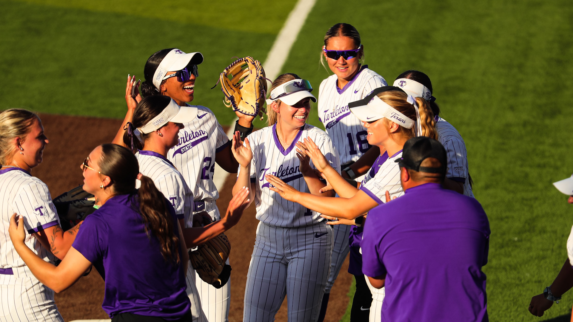 Texan Softball against No. 2 Texas Tech