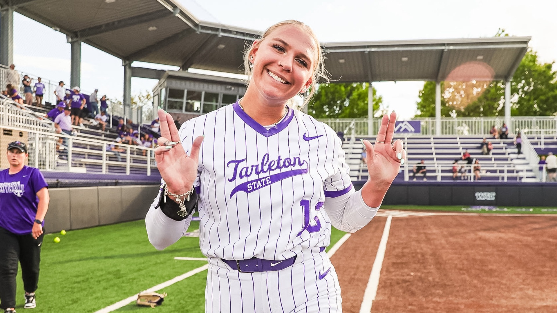 Shelby Schultz after a Texan win