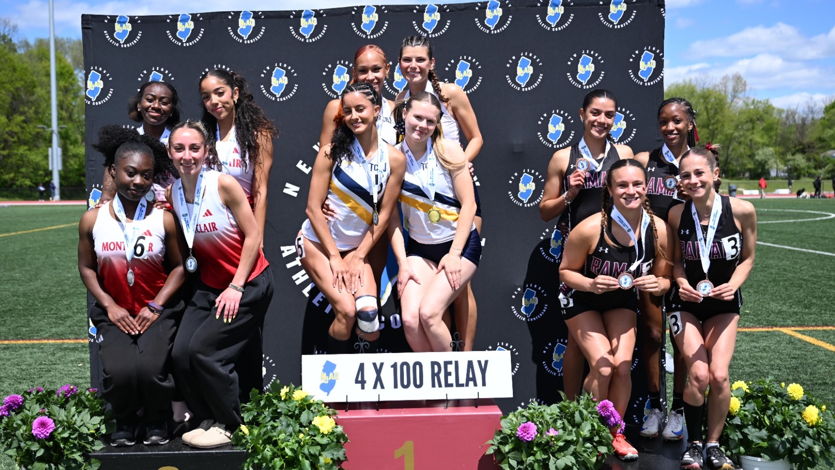 2026 Outdoor WTRACK 4x1 Podium