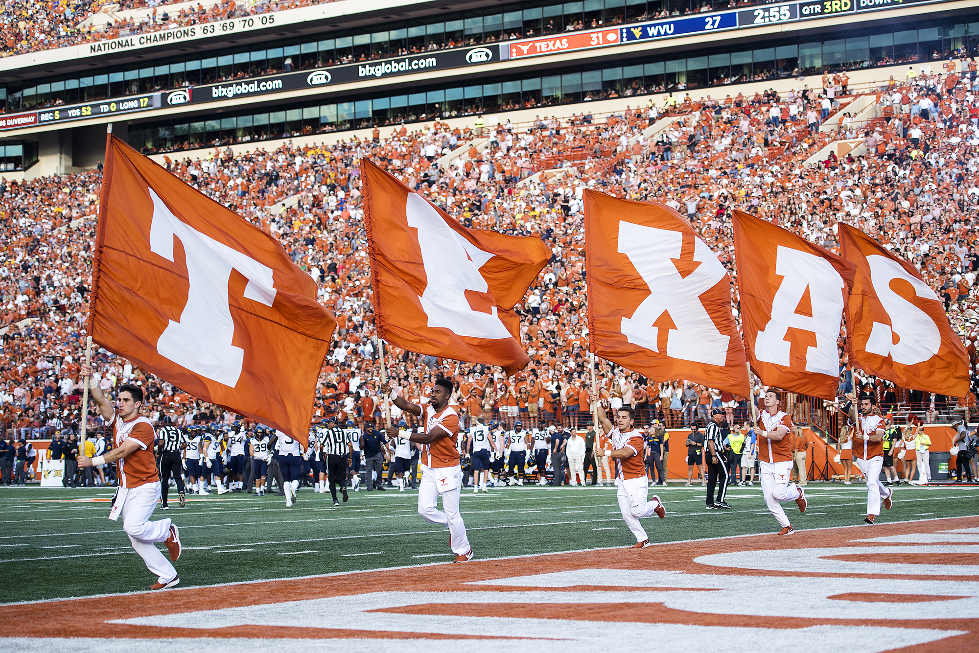 Spirit Squad - University of Texas Athletics