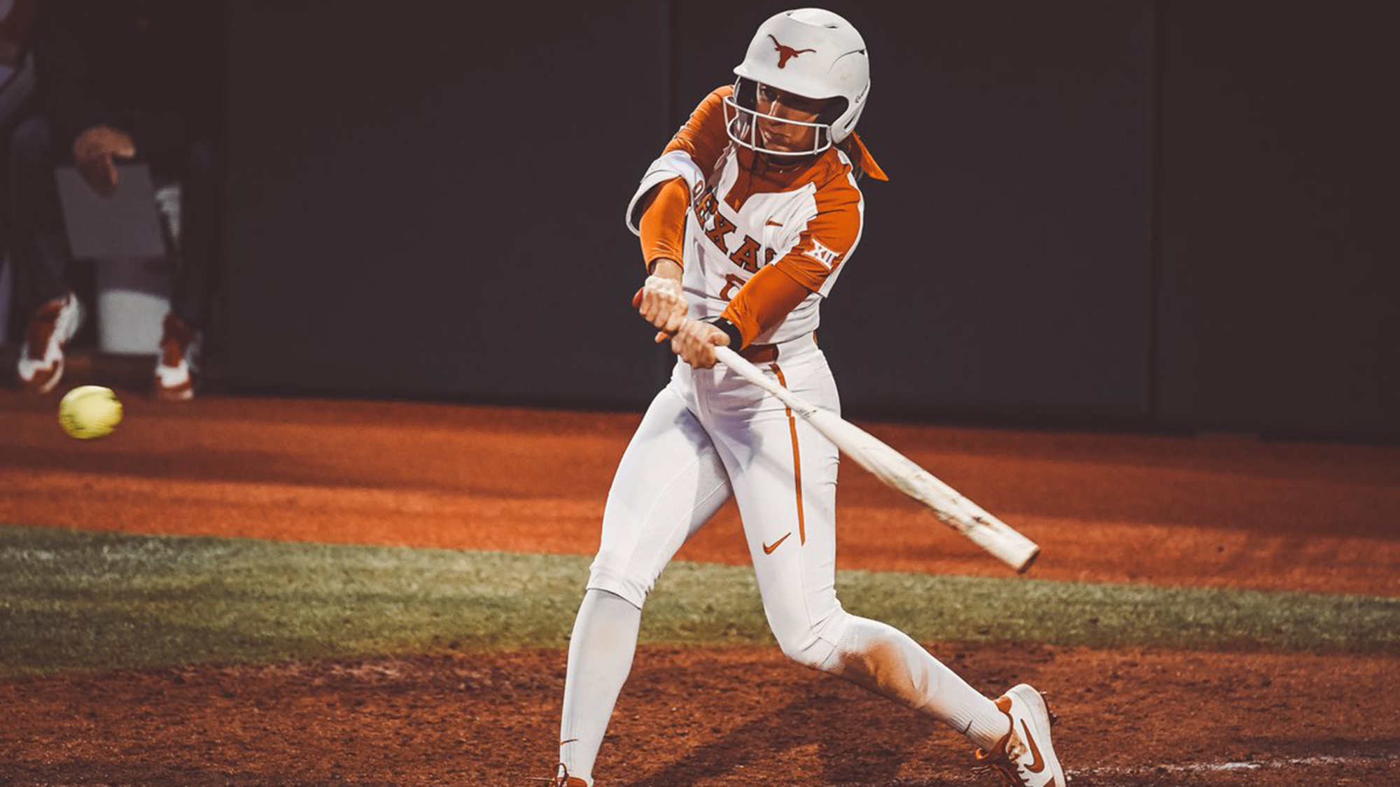 Lauren Burke - Softball - University of Texas Athletics