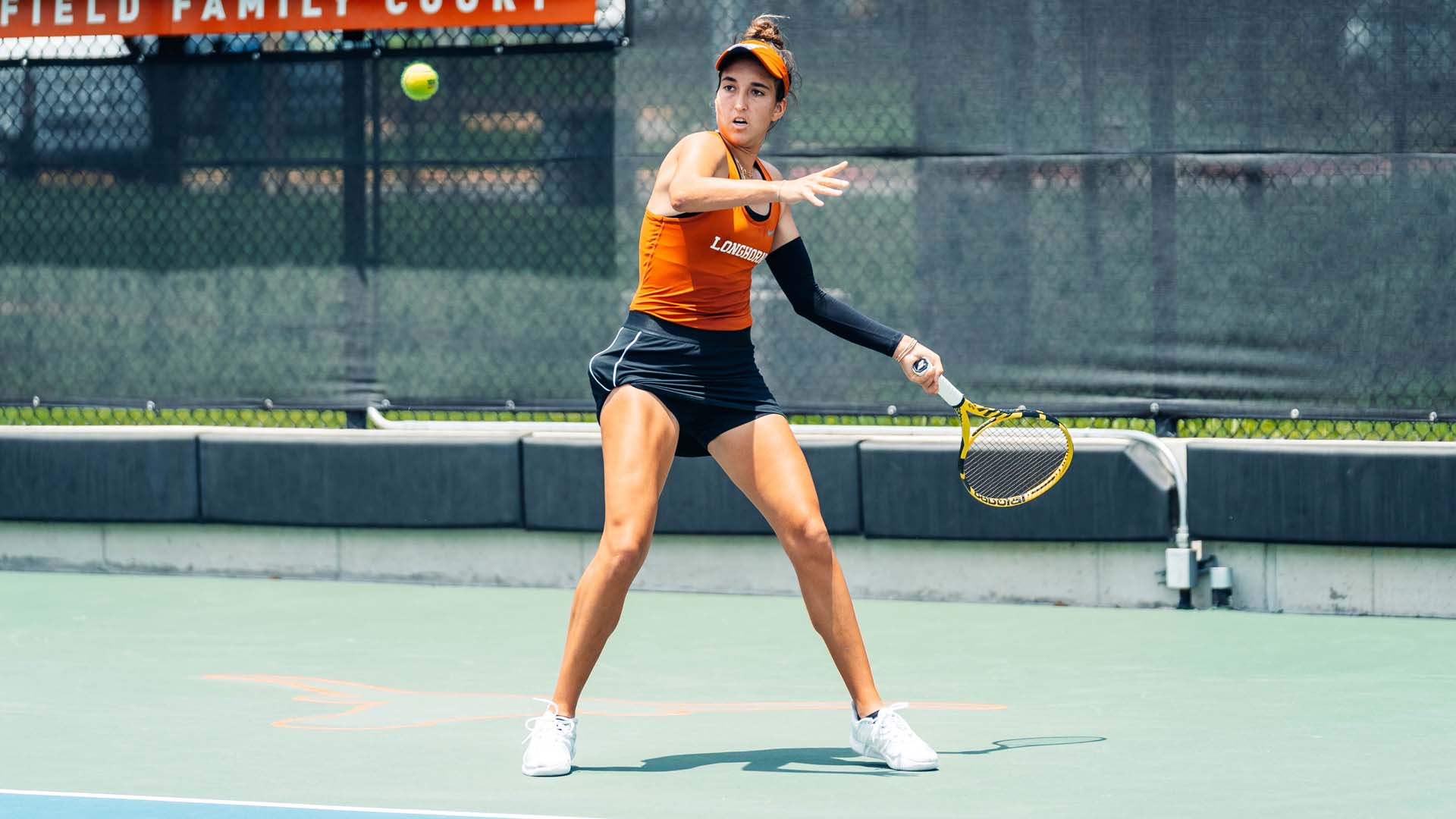 Allura Zamarripa Women's Tennis University of Texas Athletics