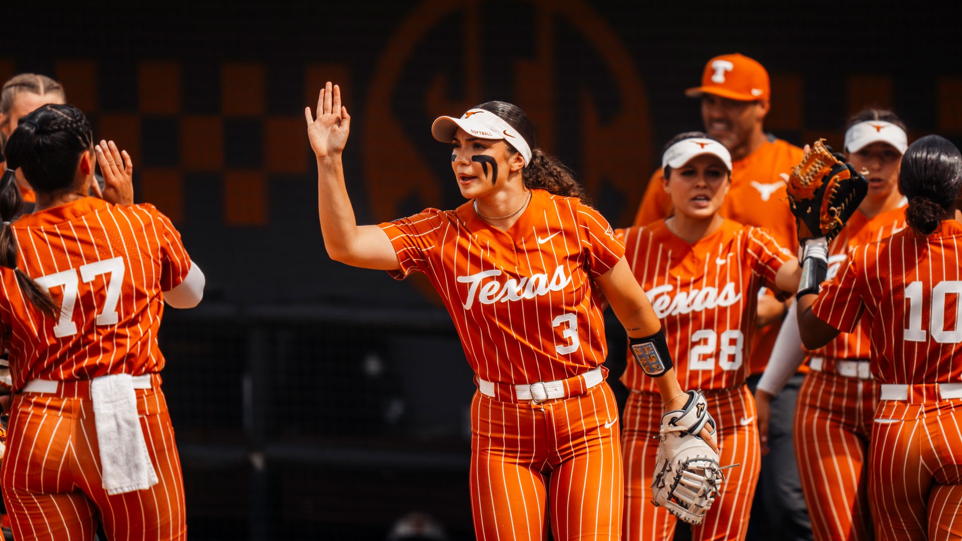 Vanessa Quiroga Softball University of Texas Athletics
