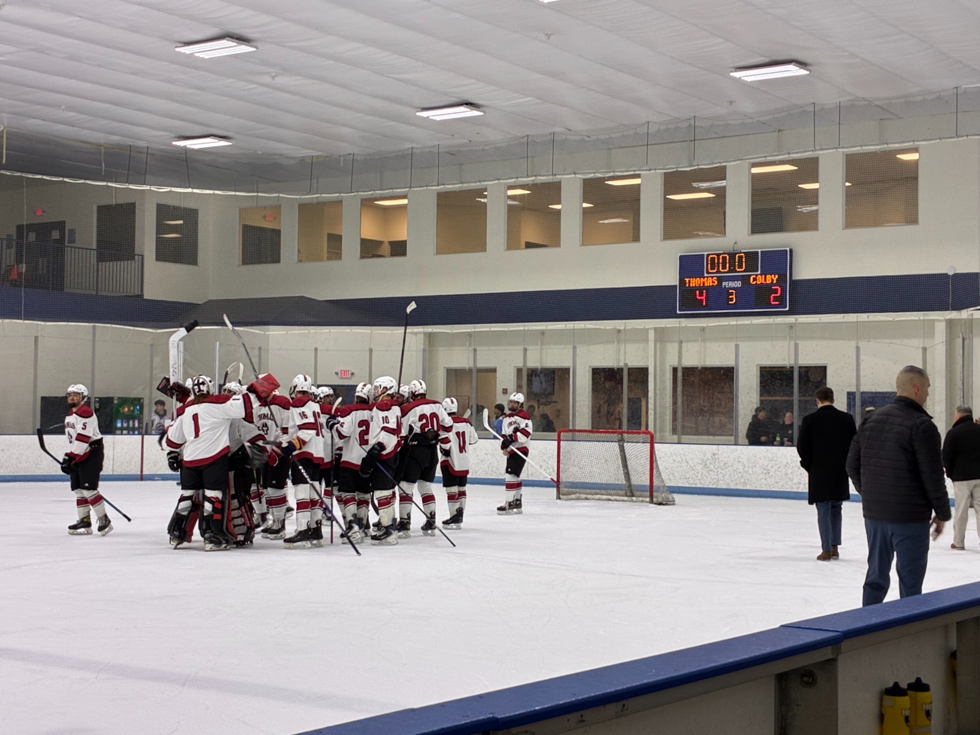 Hockey Win VS Colby