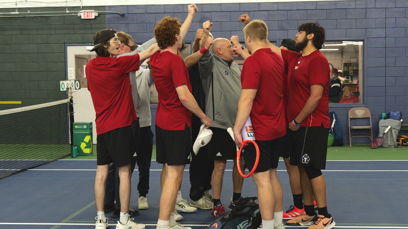Men's Tennis Huddle