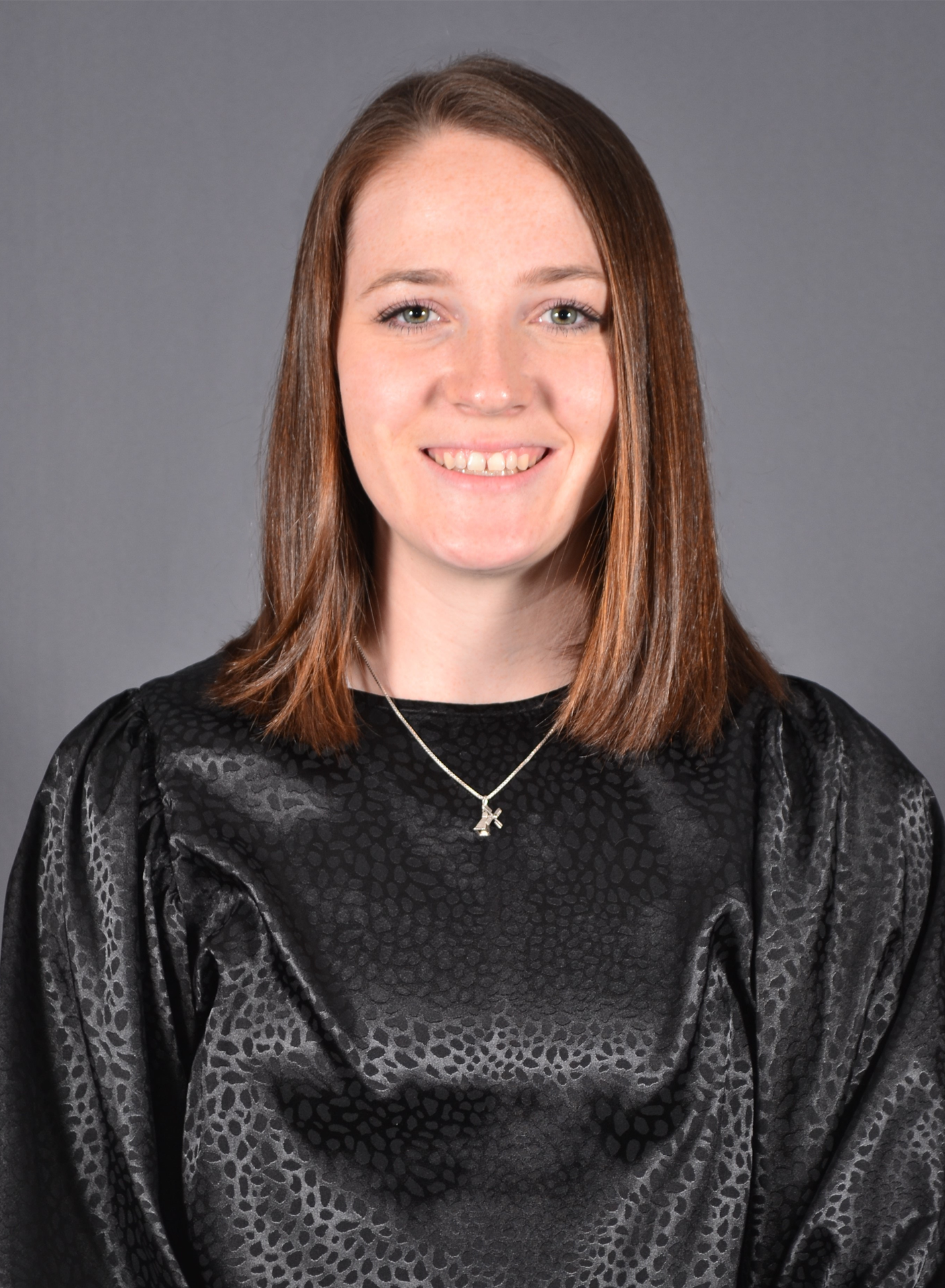 Danielle Headshot