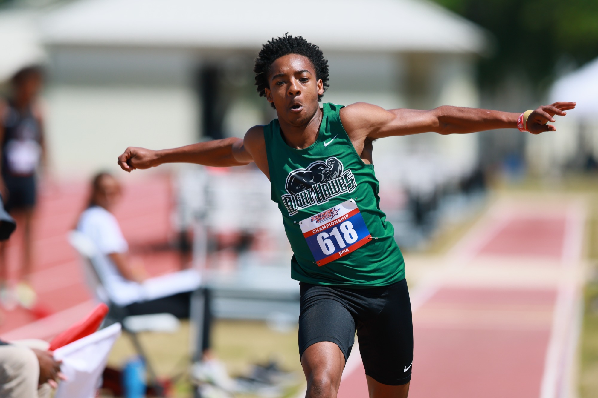 Jerry Speights jumping