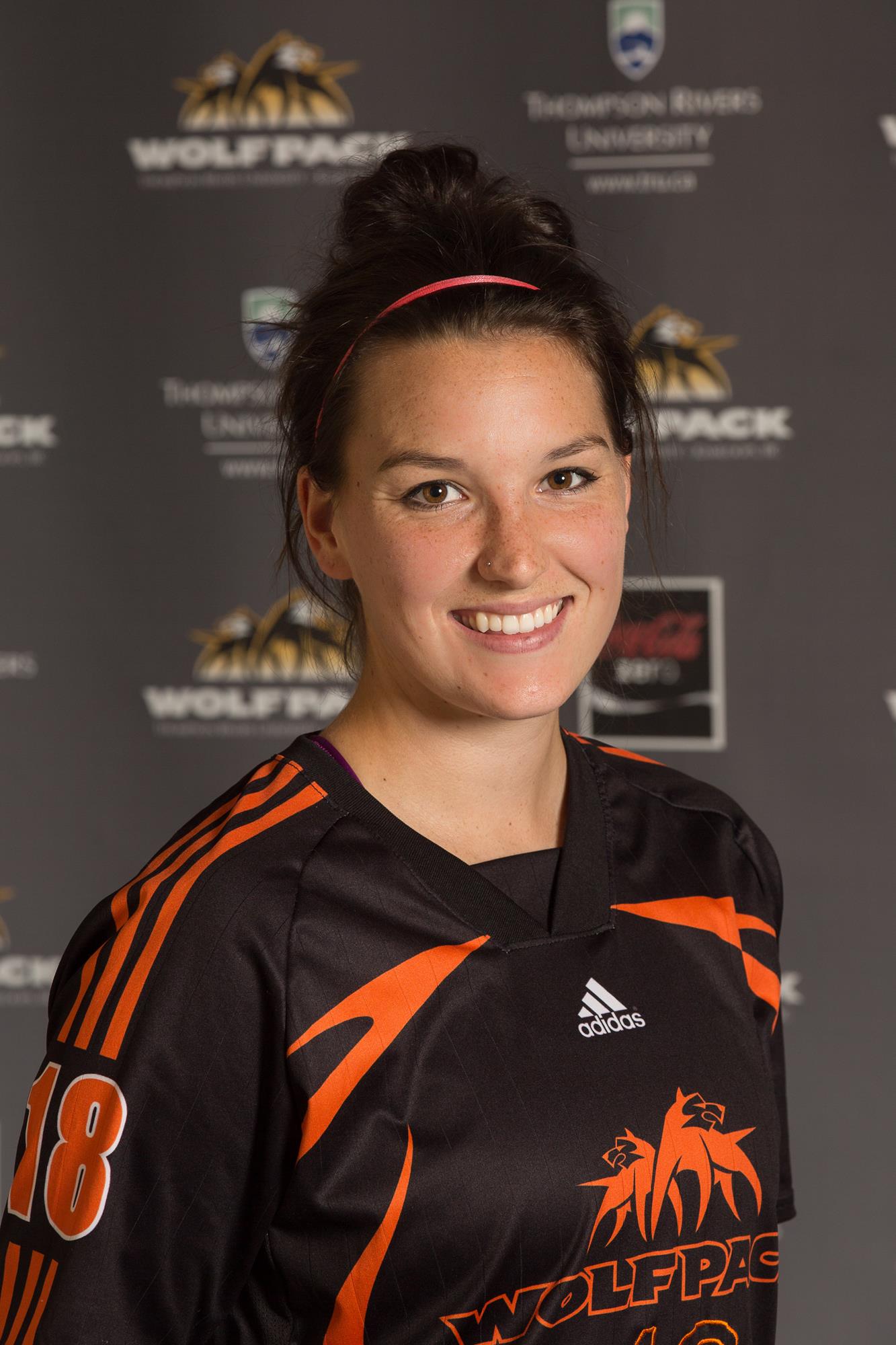 Bronwyn Crawford (WSOC asst coach 19-20)