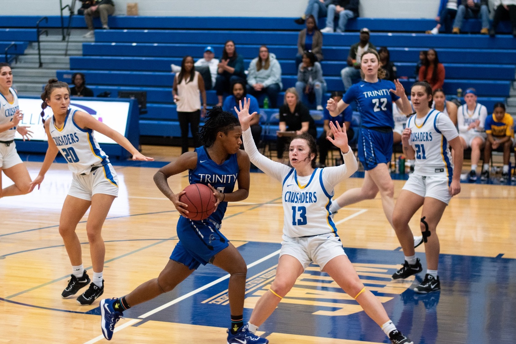 Twanasia Graves driving net