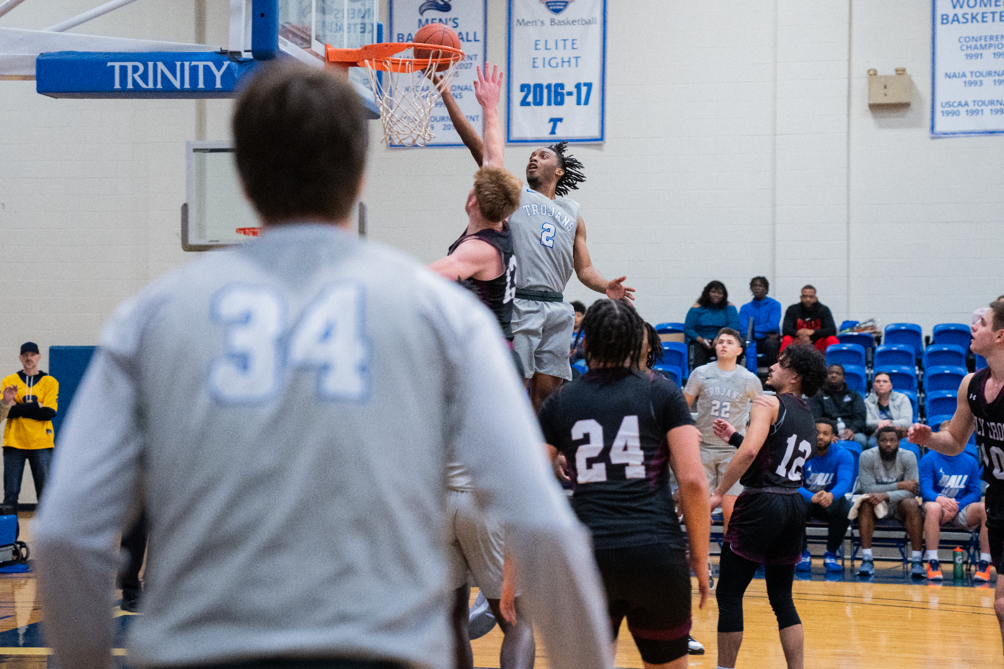 Kyonte Thomas Layup