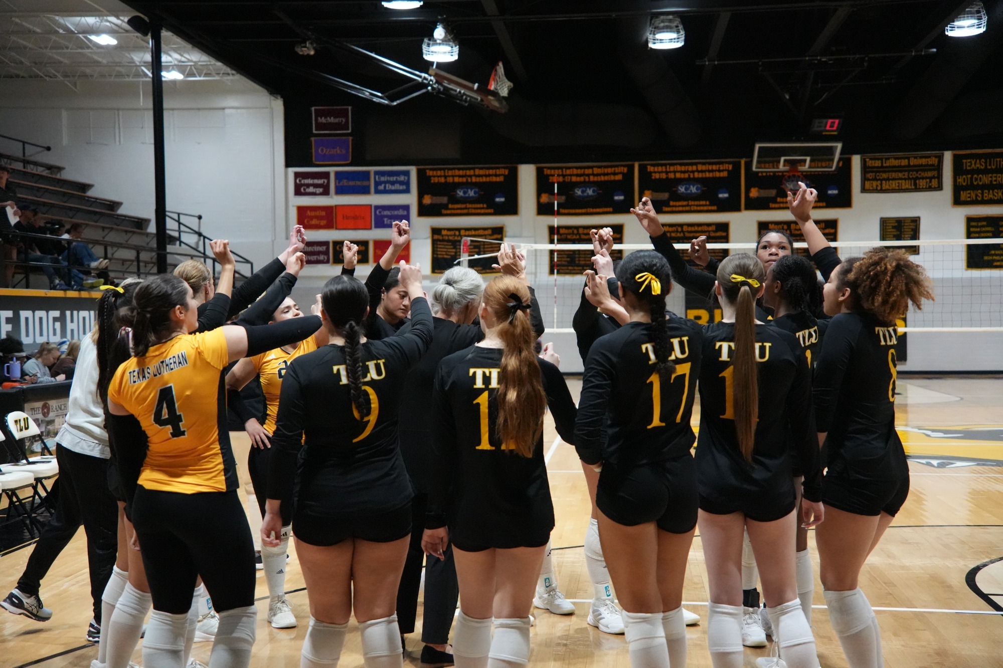 TLU Volleyball