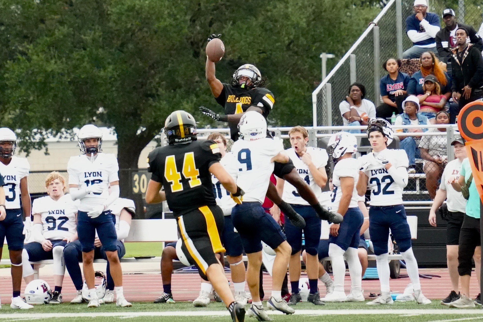Malik Johnson one handed INT