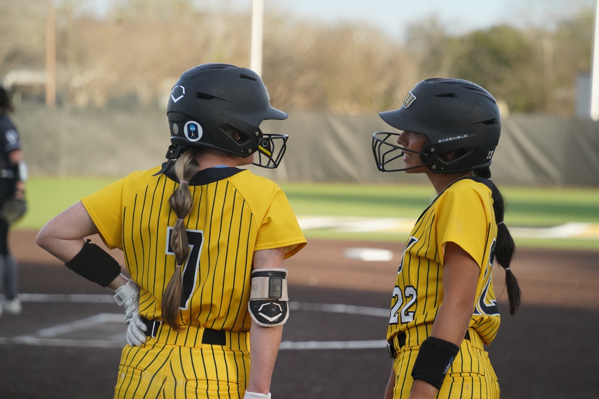 Caelee Clark and Riley Davila