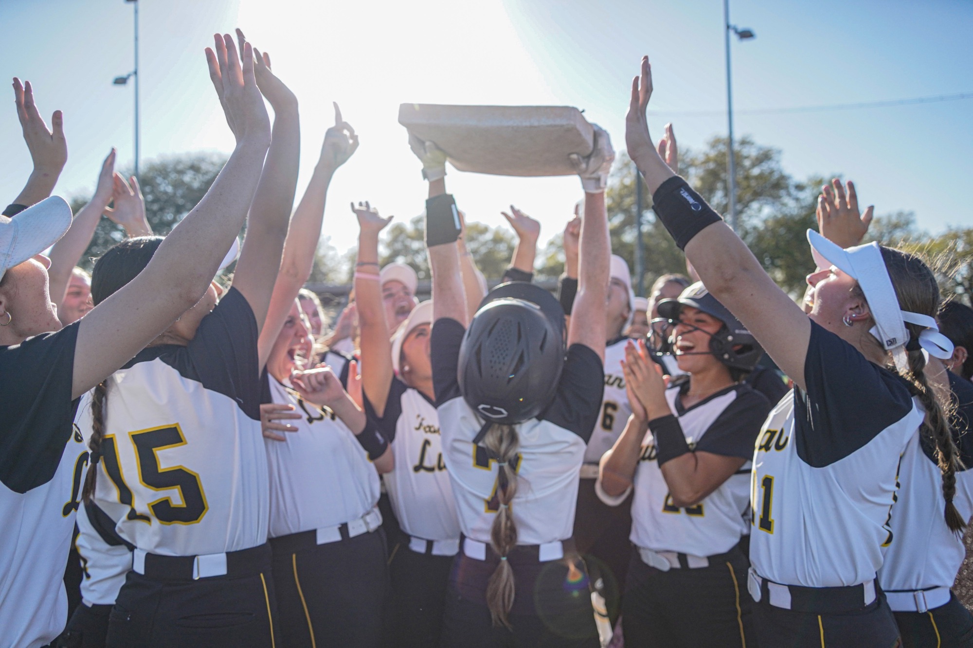 Caelee Clark celebrates stolen base record