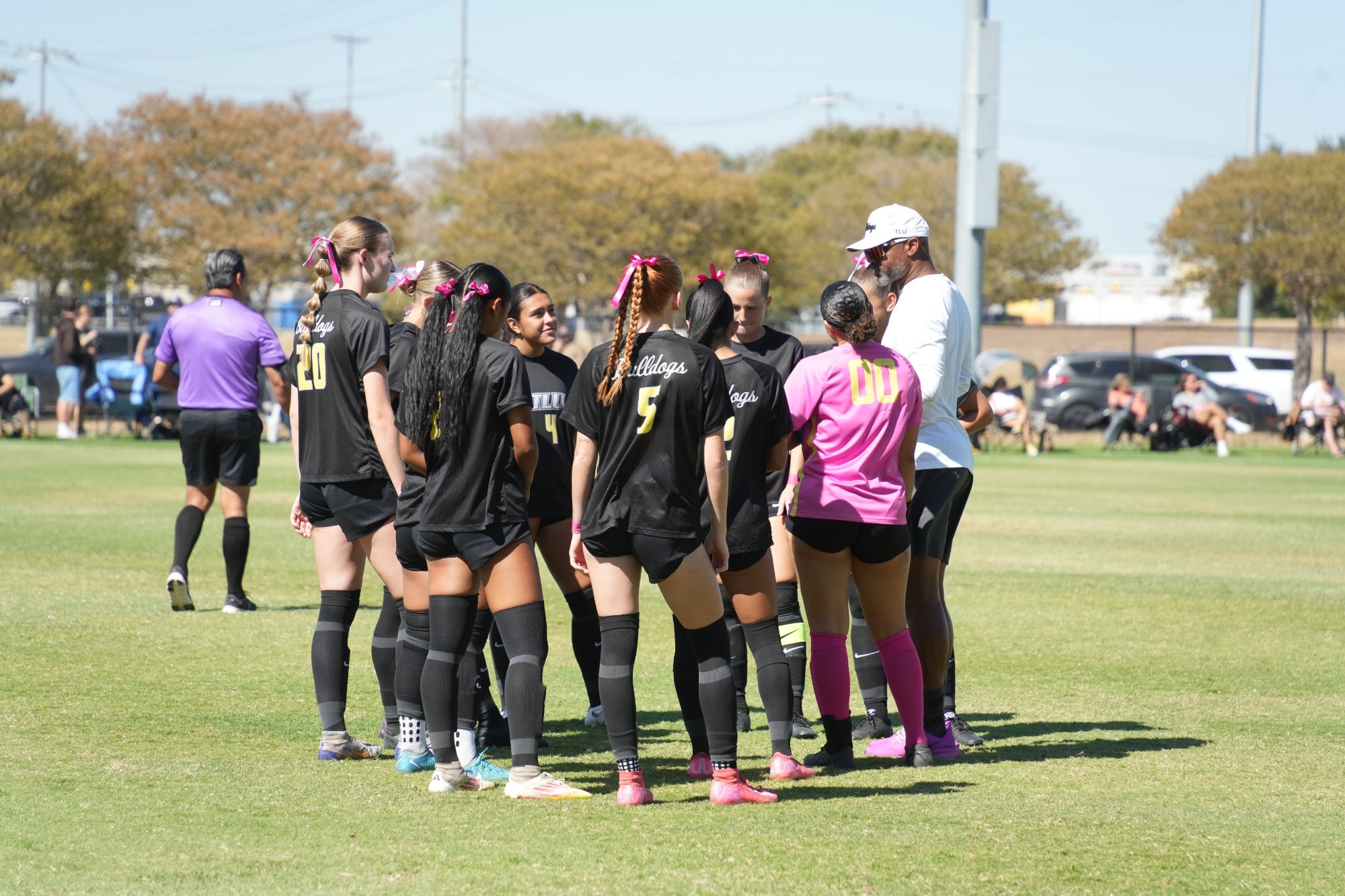 WSOC huddle