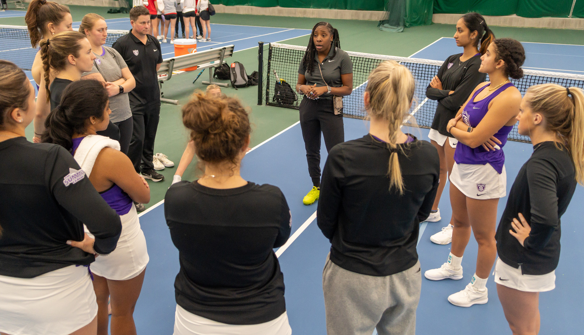 Host Gophers top Women's Tennis The University of St. Thomas