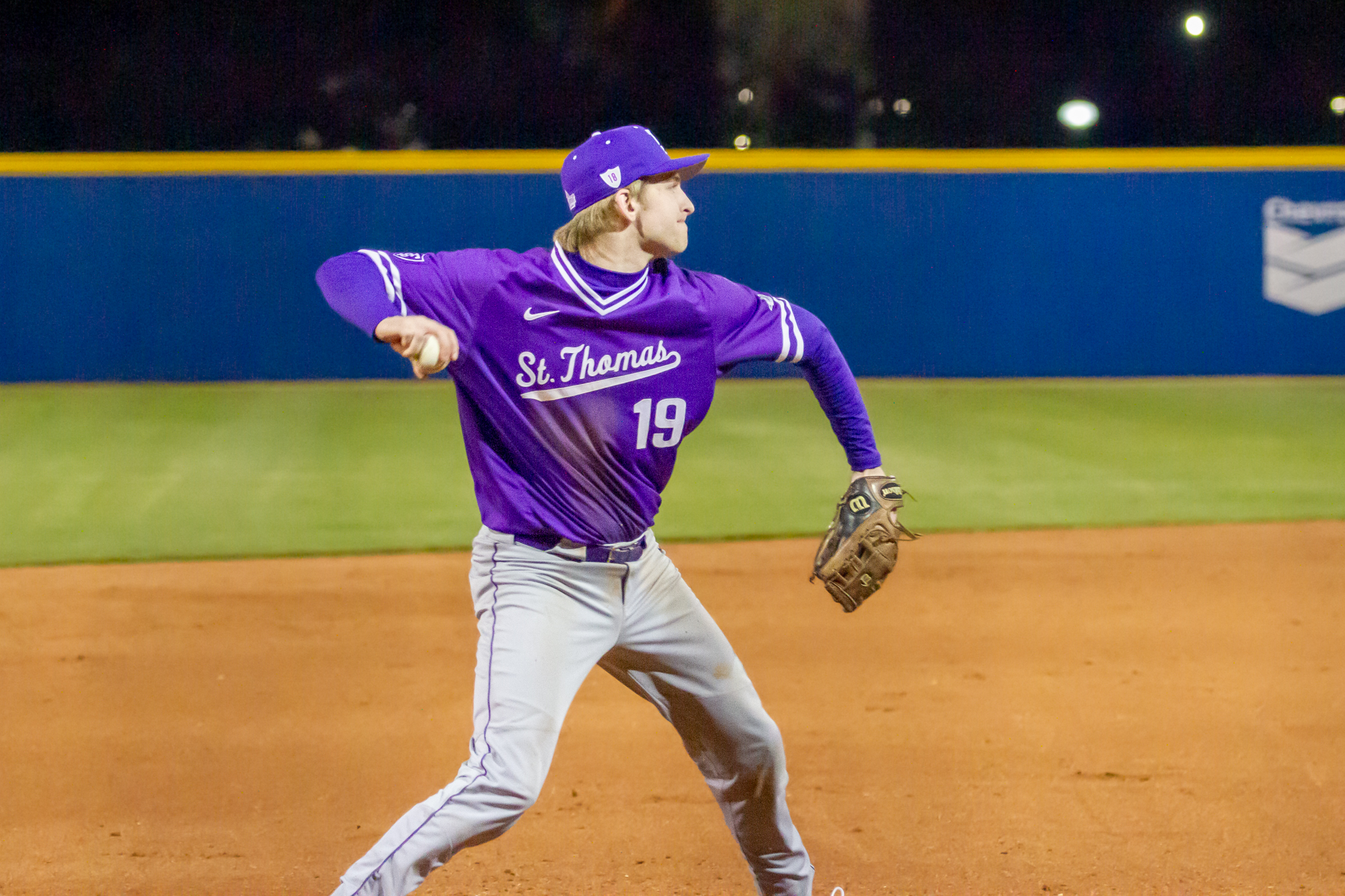 Summit League play continues as Baseball travels to face Western