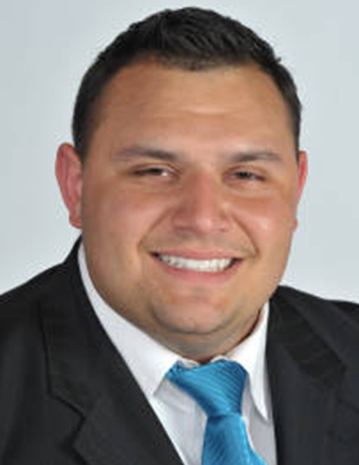 Dan Hernandez 16