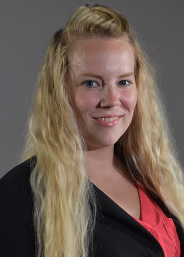 Samantha Sann Headshot