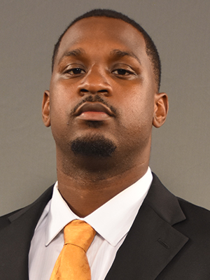 FB_Headshot_Stephen_Barnette.jpg