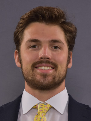 Max Verhoyan Headshot