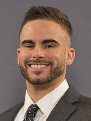 Zach Brown Headshot