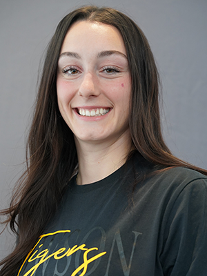 Milana Zizakovic Headshot