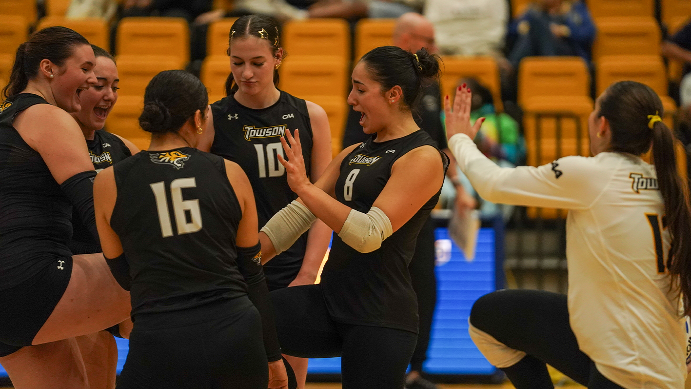 Huddle, Addie Leber celebration