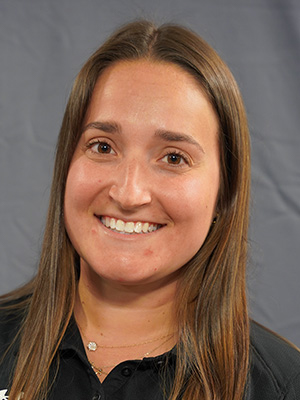 Caitlin Ogilvie Headshot