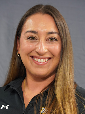 Kendall Wilhelm-Glab Headshot